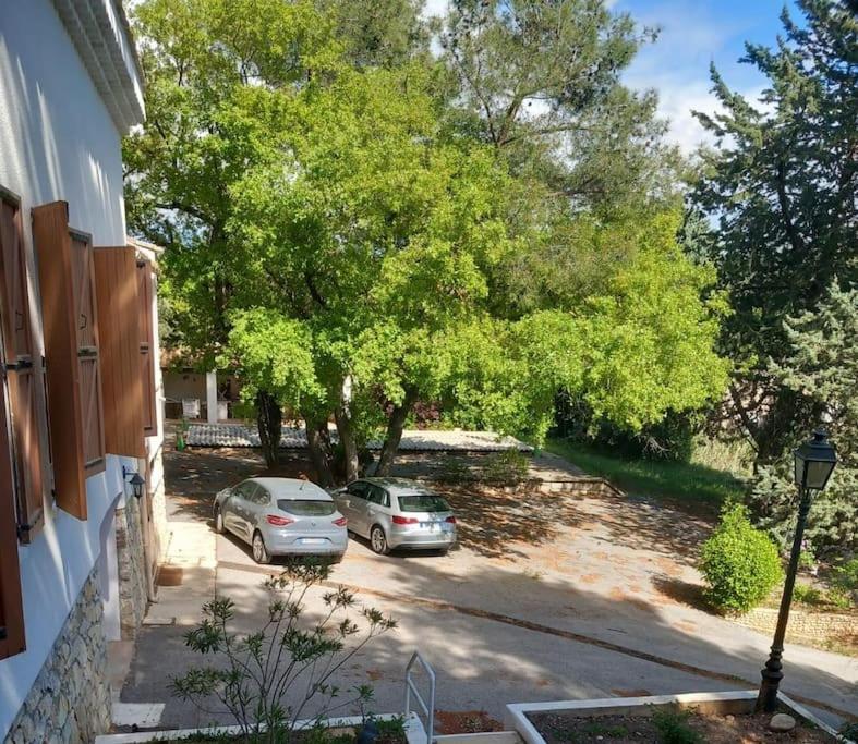 Studio Meyreuil-Terrasse-Au Calme En Campagne-Clim Luaran gambar